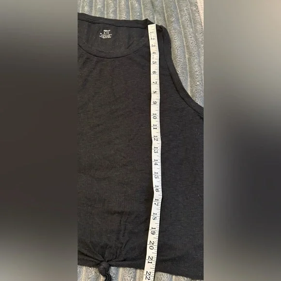 Aerie Black Tie Front Sleeveless tank - Picture 6 of 7